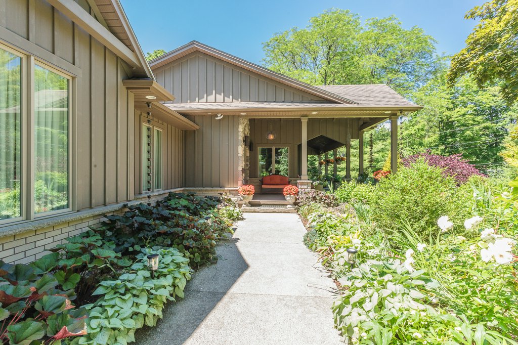 Walk Way to Front Porch